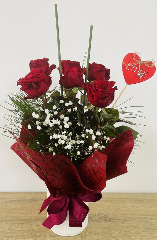 6 Roses in Ceramic