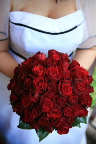 Red Rose Posy