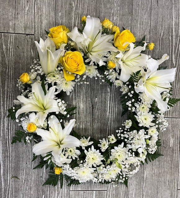 Large Round Wreath