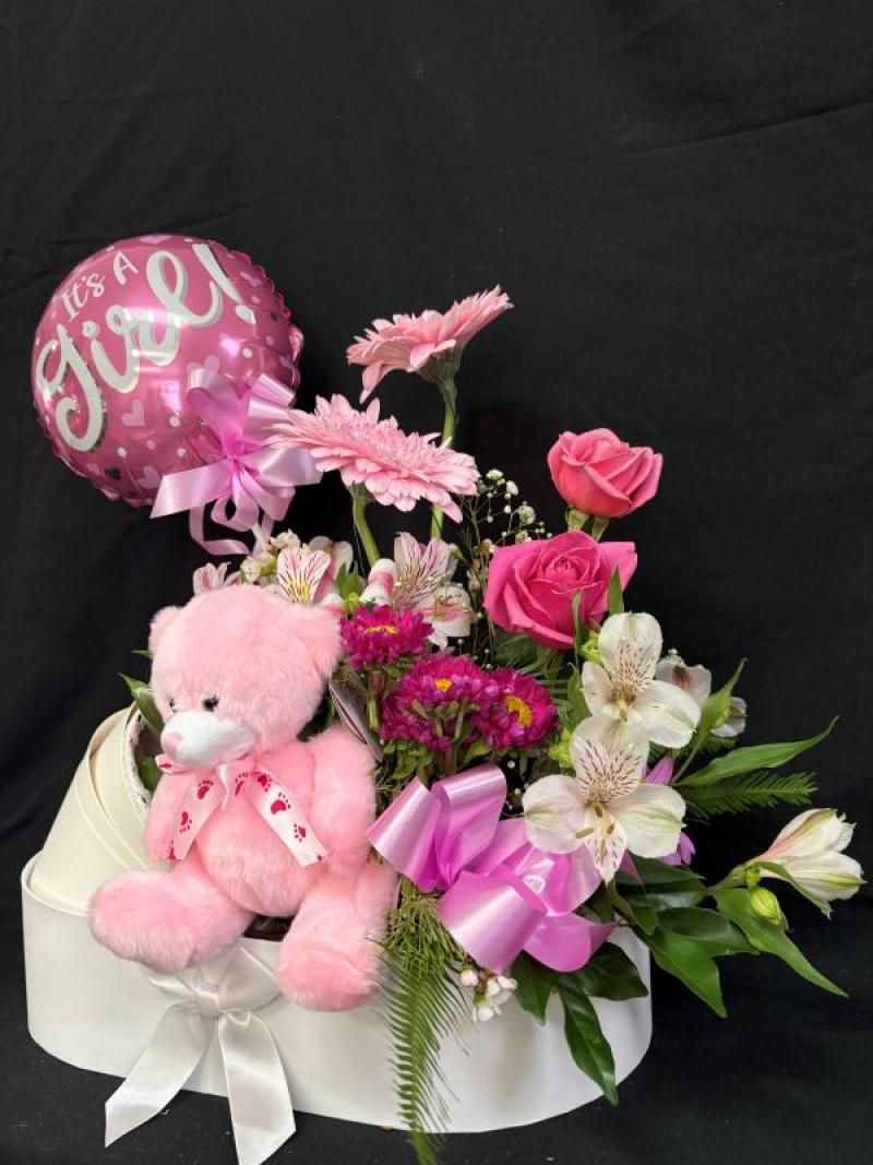 Baby Bassinet with blooms