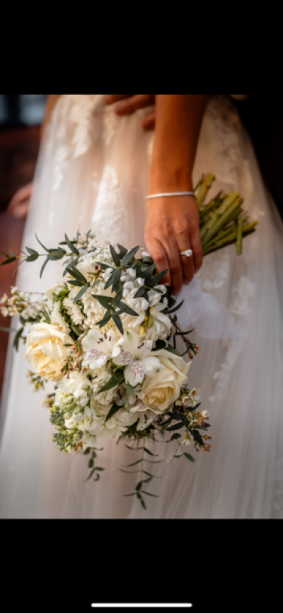 Elegant White Bouquet
